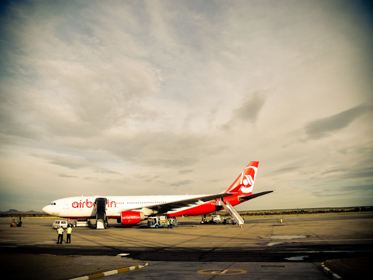 Air Berlin sur la tarmac de Windhoek Namibie